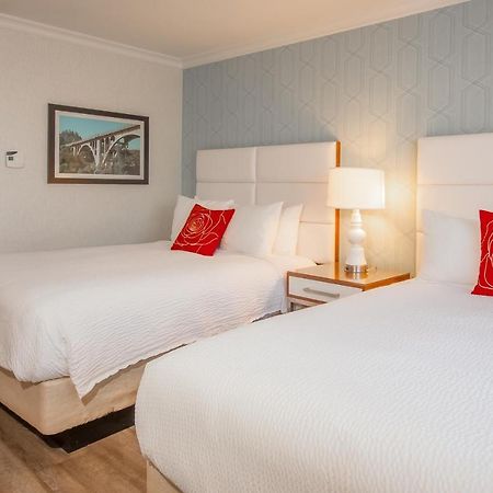 Pasadena Rose & Crown Hotel Экстерьер фото