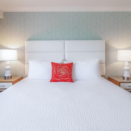 Pasadena Rose & Crown Hotel Экстерьер фото