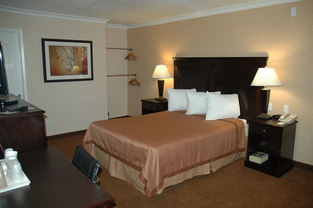 Pasadena Rose & Crown Hotel Номер фото
