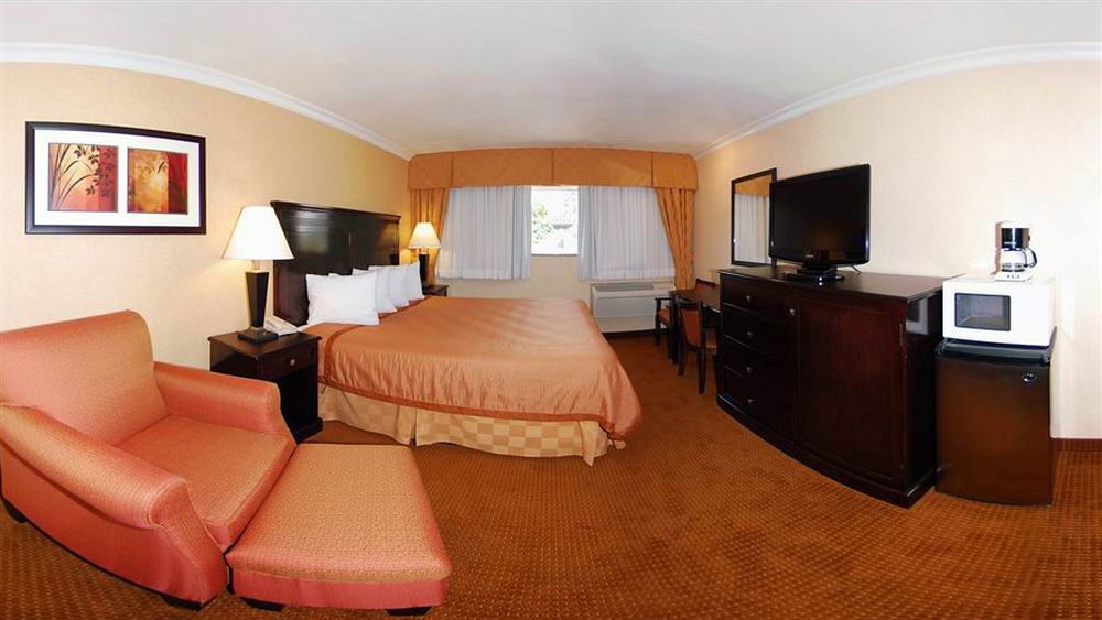 Pasadena Rose & Crown Hotel Экстерьер фото