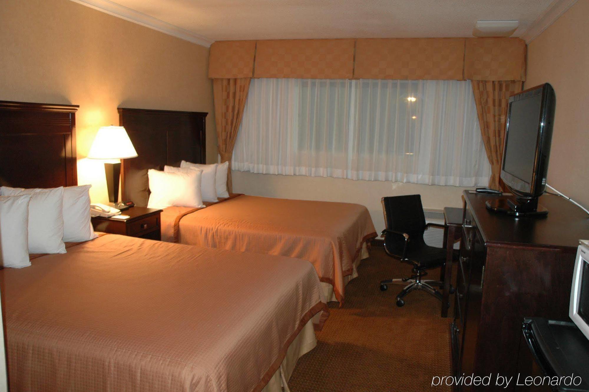 Pasadena Rose & Crown Hotel Экстерьер фото