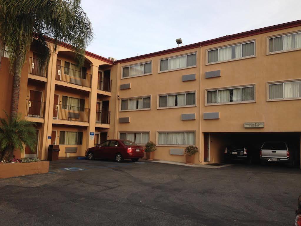 Pasadena Rose & Crown Hotel Экстерьер фото